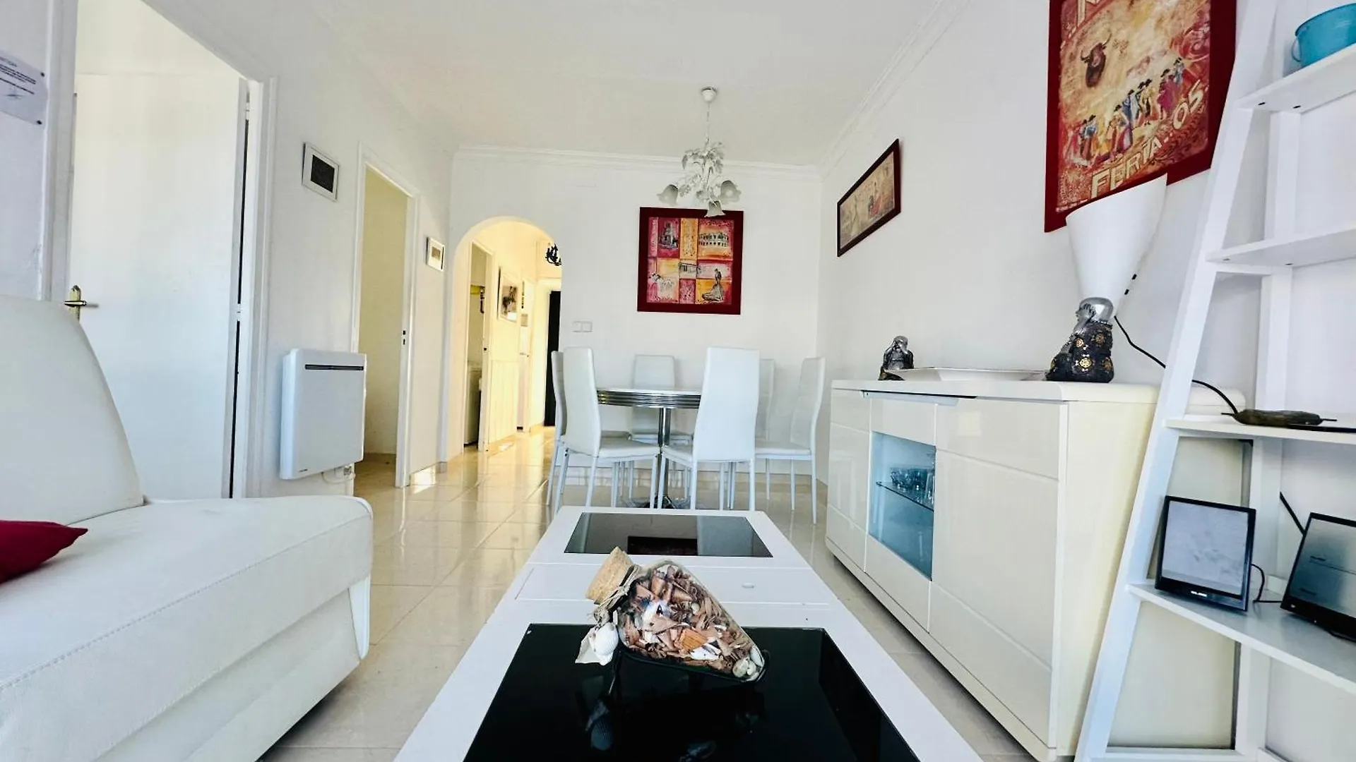 Global Immo 4081 Rosa Mar Apartman Roses